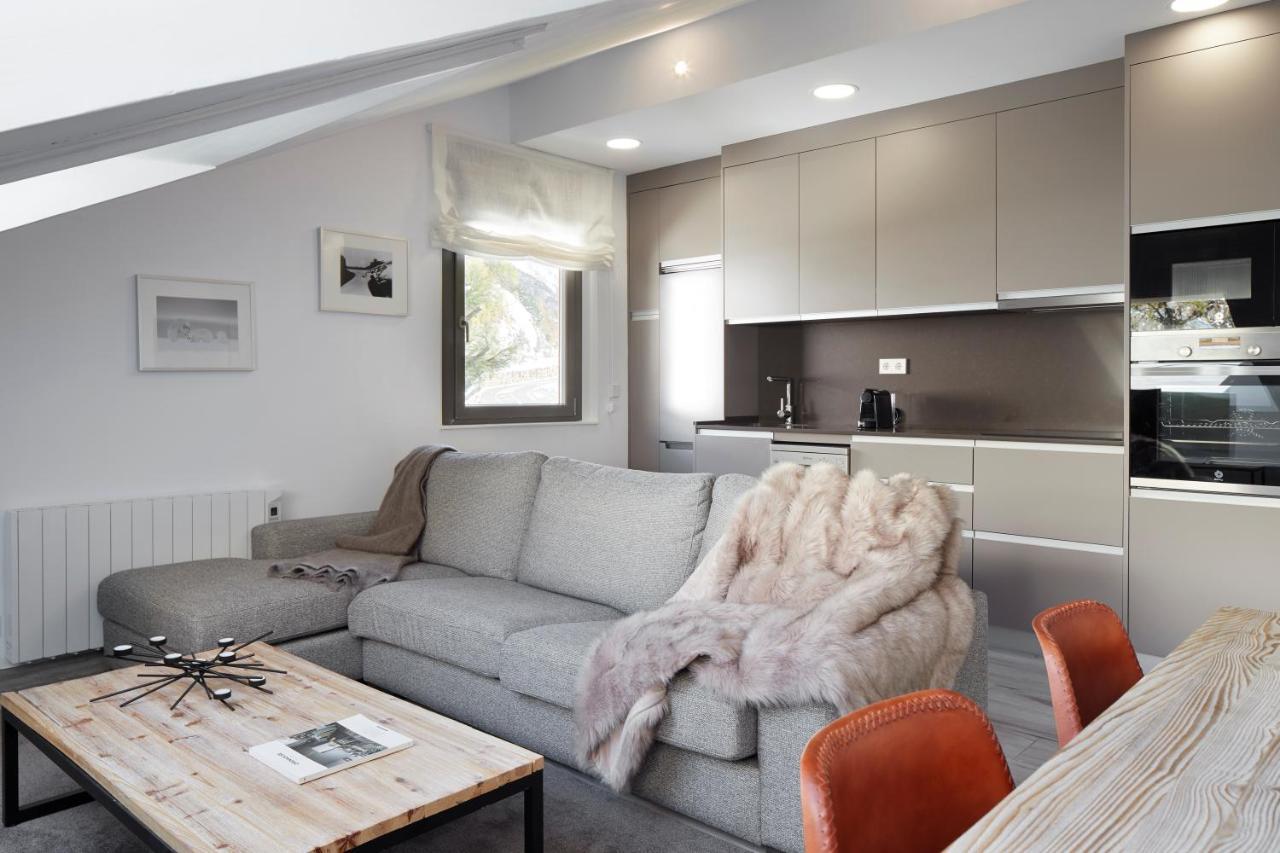 Irissa By Feelfree Rentals Naut Aran ภายนอก รูปภาพ