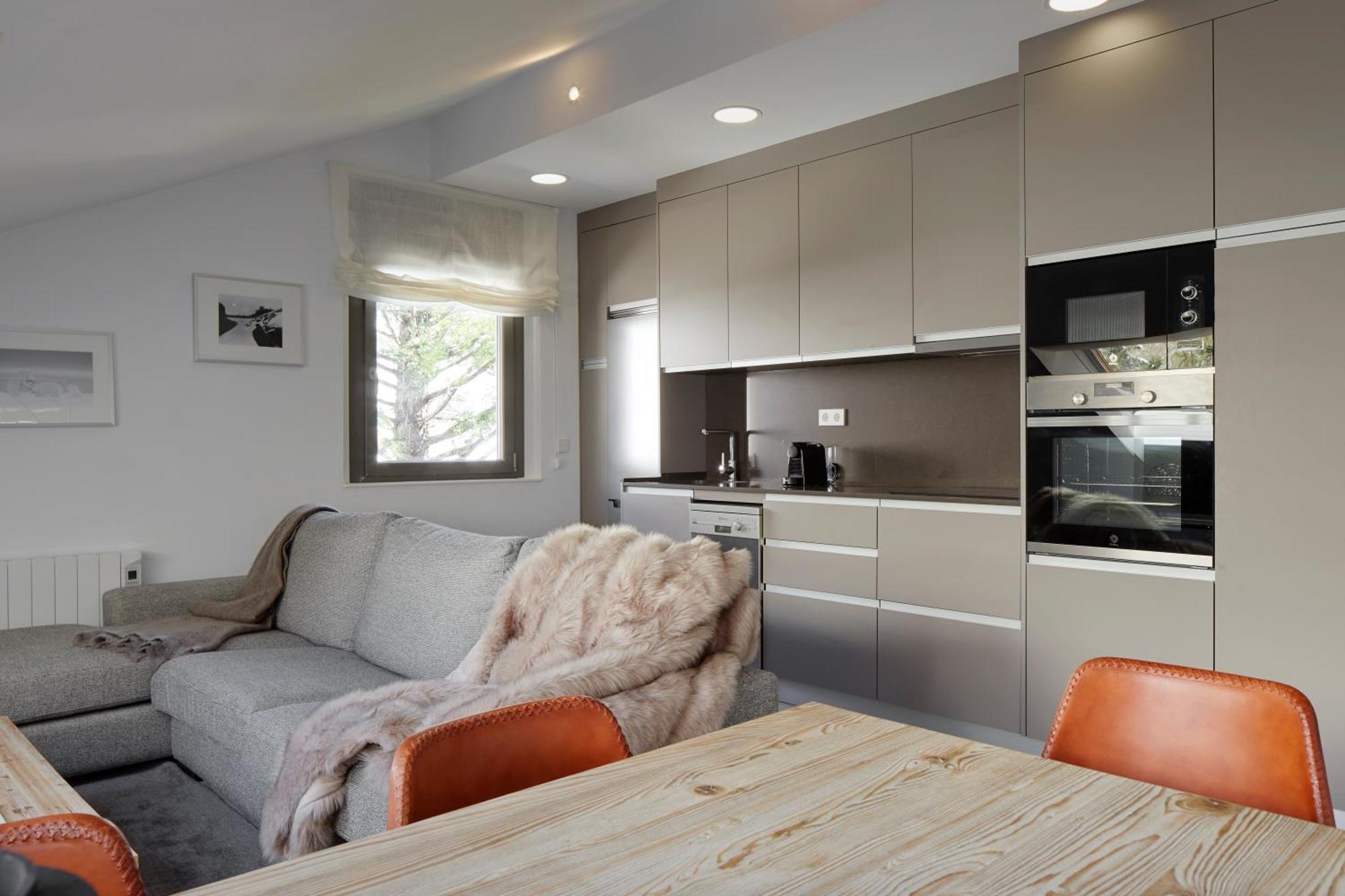 Irissa By Feelfree Rentals Naut Aran ภายนอก รูปภาพ
